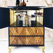 Vintage Cabinet to customise as a Drinks Cabinet