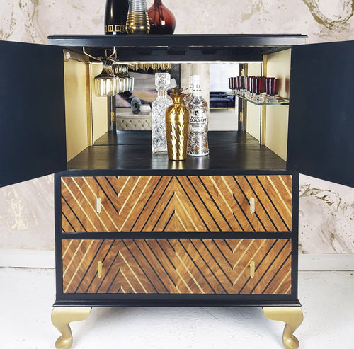 ONLINE COURSE: Cutting Edge Furniture Upcycling - Re-designing furniture from Prep-to-Finish